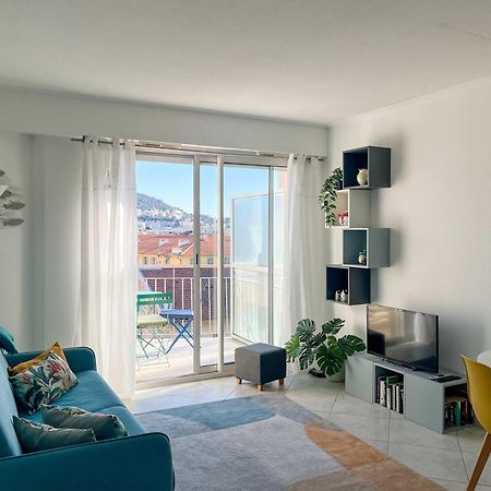 Risso - One Bedroom With Pool, Newly Renovated In Spring 2024 Niza Exterior foto
