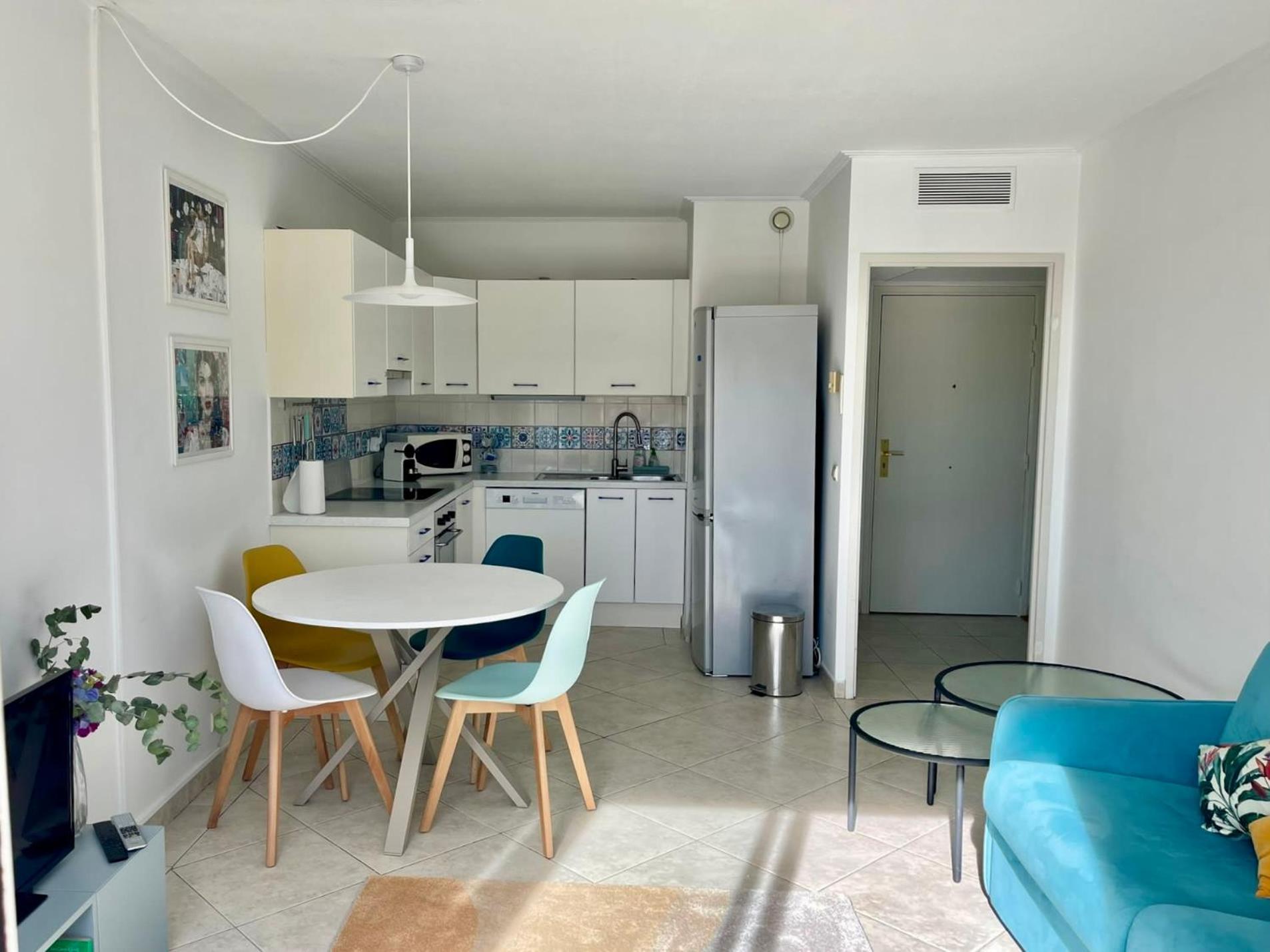 Risso - One Bedroom With Pool, Newly Renovated In Spring 2024 Niza Exterior foto
